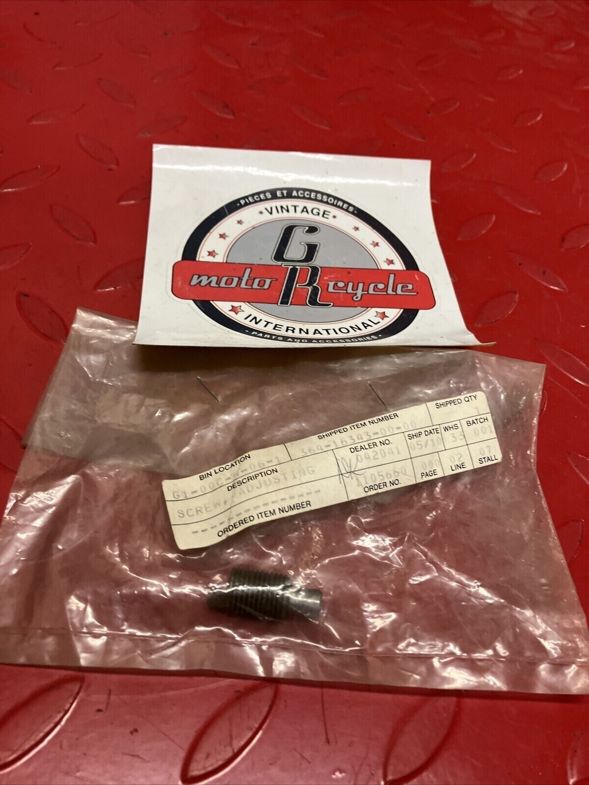 NOS YAMAHA CLUTCH ADJUSTING SCREW 364-16343-00-00 Y64