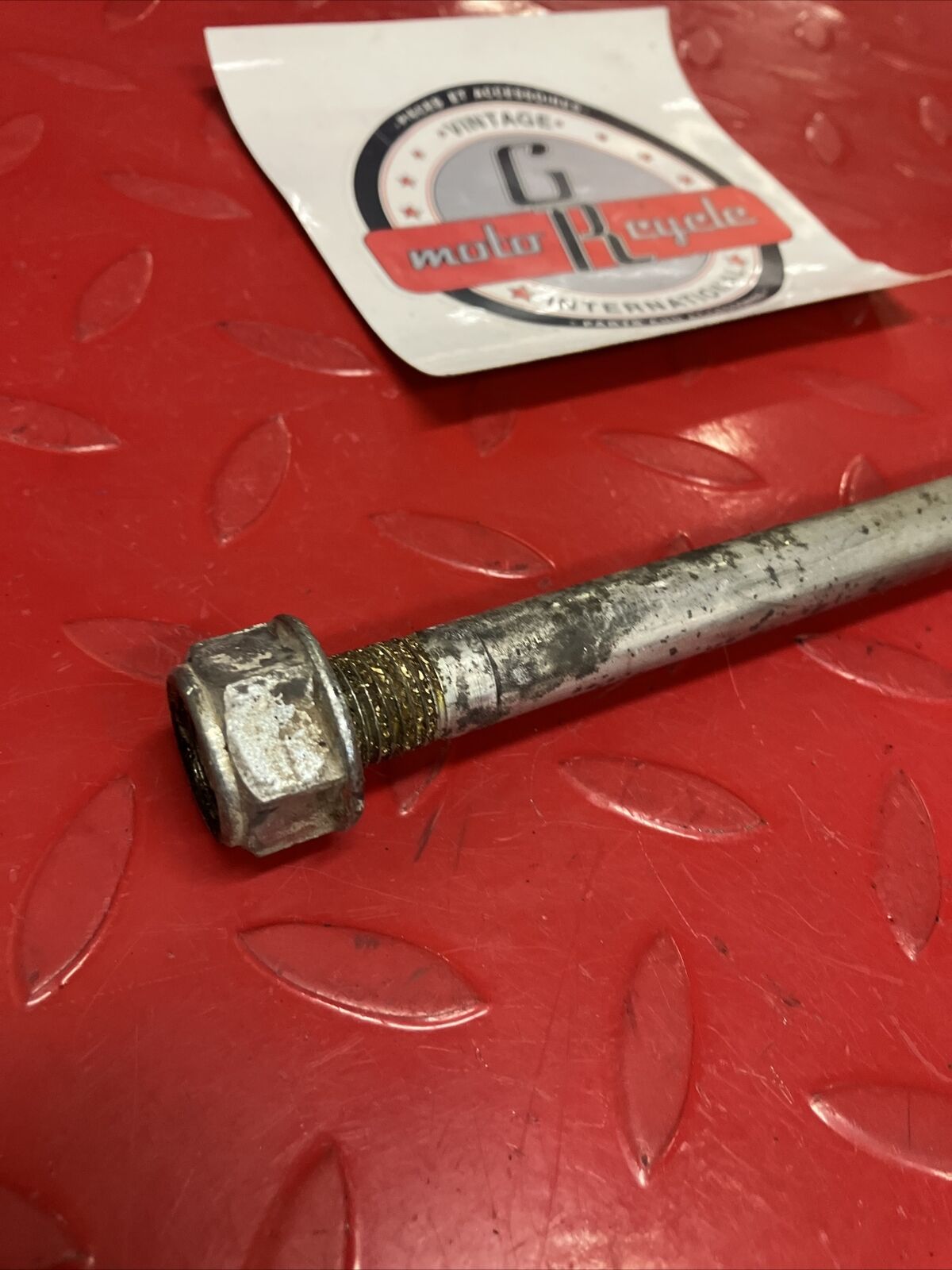 Honda XL600R 1986 Swingarm pivot bolt axle shaft 1983 1984 1985 1987