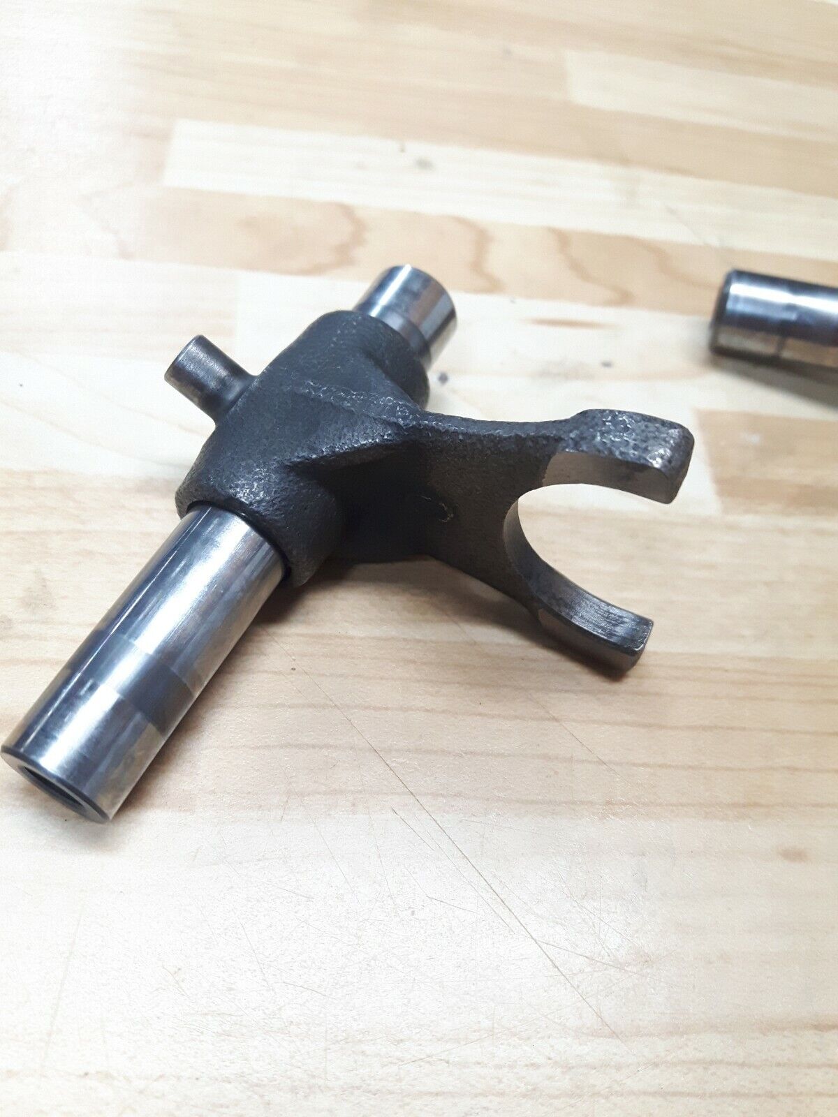 Honda CR80R 1990 transmission gearshift gear shift fork 24210-GC4-711