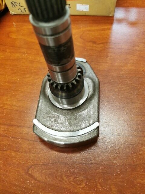 NOS Honda ATC250 TRX250 RIGHT CRANKSHAFT 13311-HA0-300 SUB 13311-HA0-310 H86