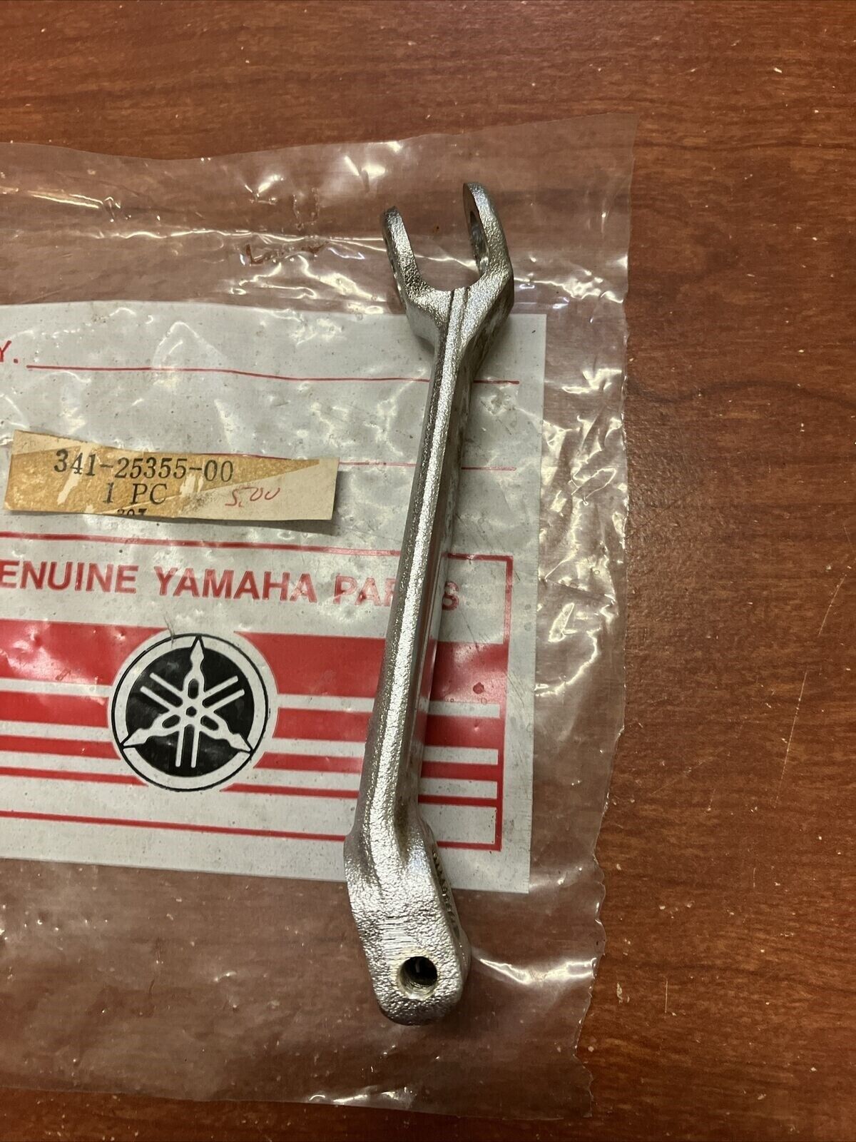 NOS Yamaha HT1 TX650 TX750 XJ650 XS650 CAM SHAFT LEVER 341-25355-00-00 Y166