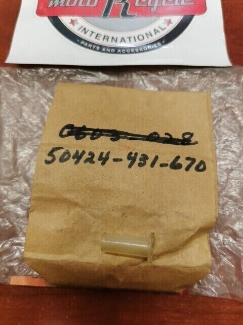 NOS Honda GL1000/K3 TOP HINGE BUSH 50424-431-670 H68