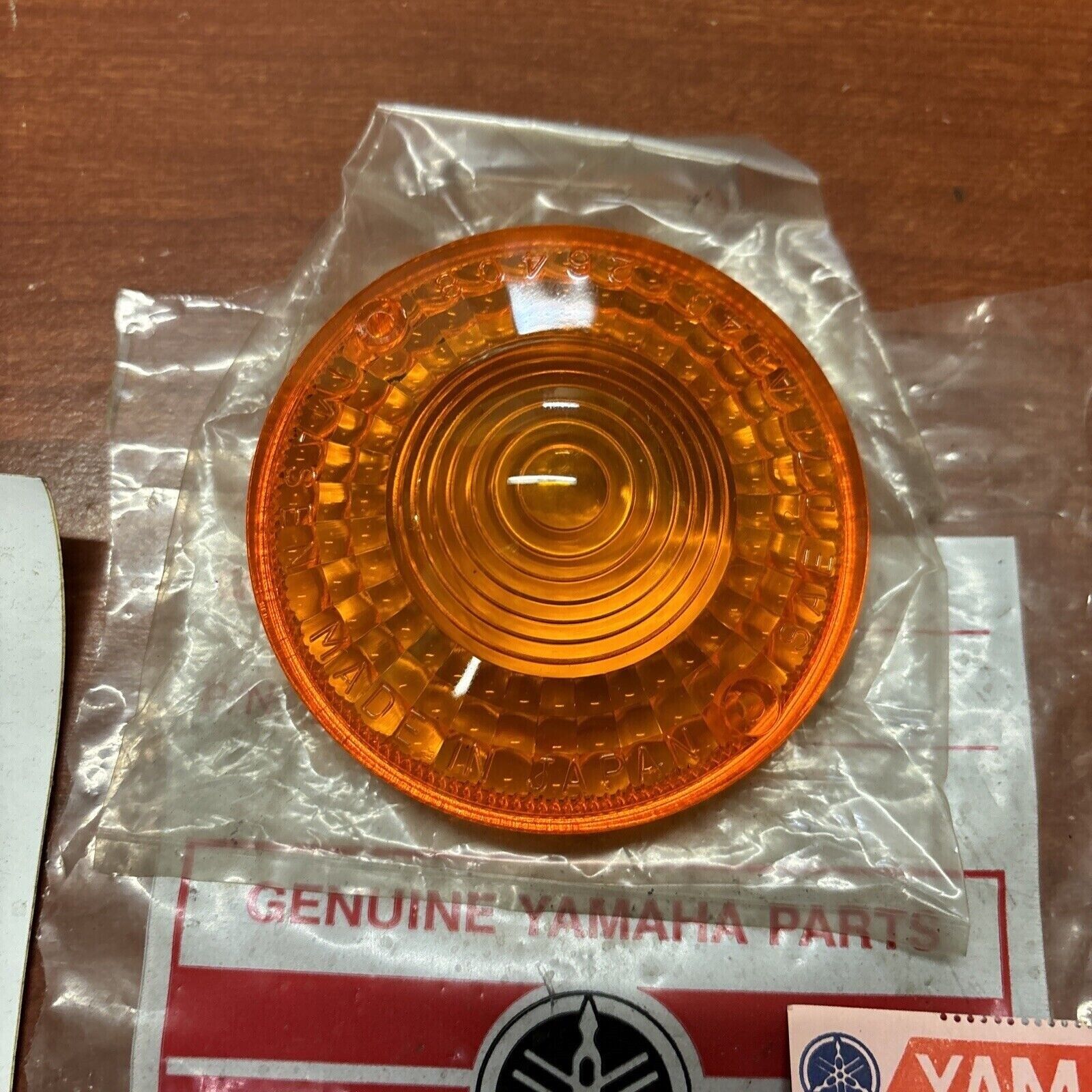 NOS Yamaha DT100 DT125 DT175 DT250 FLASHER LENS 341-83312-70-00 Y173