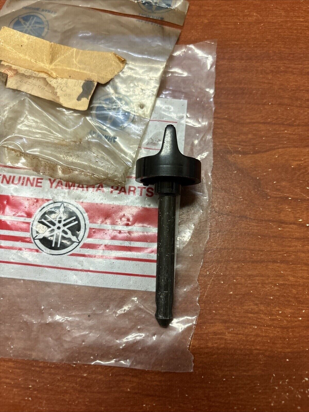 NOS Yamaha GP292 GP338 GP440 GS300 GS340 KNOB 844-77324-00-00 Y180