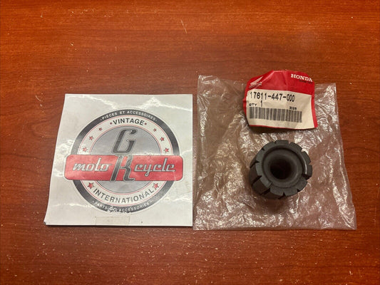 NOS Honda CM250T CM400 CM450 FRONT TANK RUBBER 17611-447-000 H169