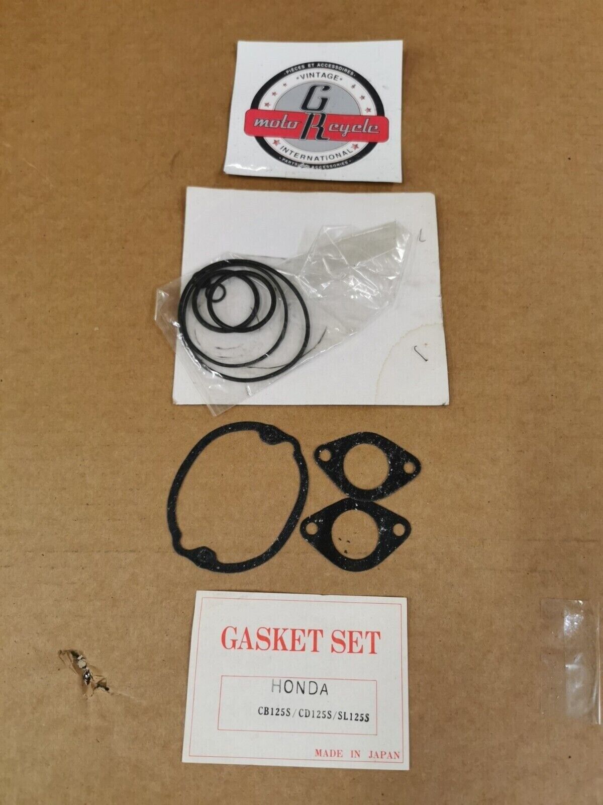 NOS HONDA CB125S CD125S SL125S TOP END GASKET KIT INCOMPLETE SET J49