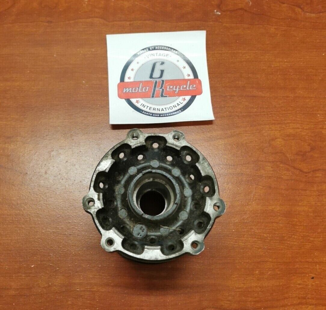 NOS Yamaha IT200 XT350 TT600 TT225 XT225 FRONT HUB 34X-25111-02-98 Y85