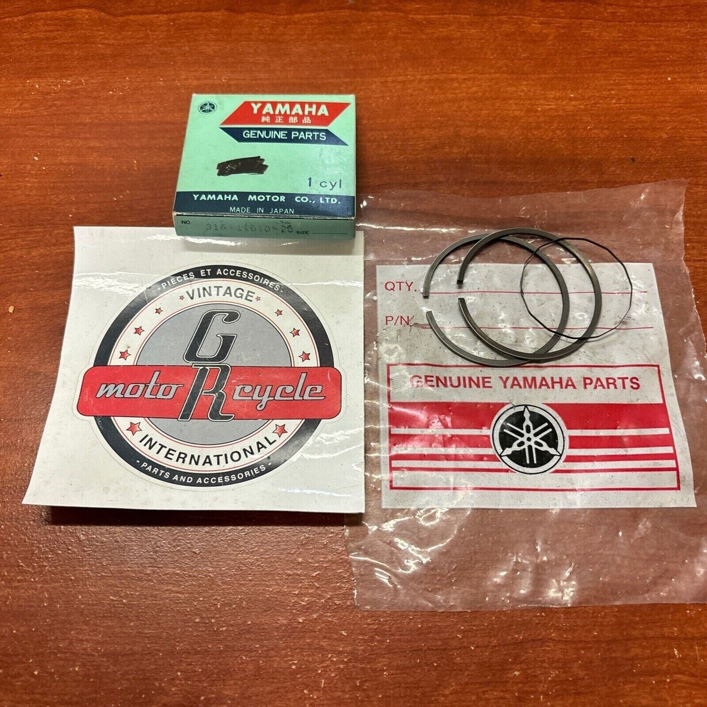 NOS Yamaha 1972 AT2 1972 1973 AT3 PISTON RING 0.50 316-11610-20-00 Y174