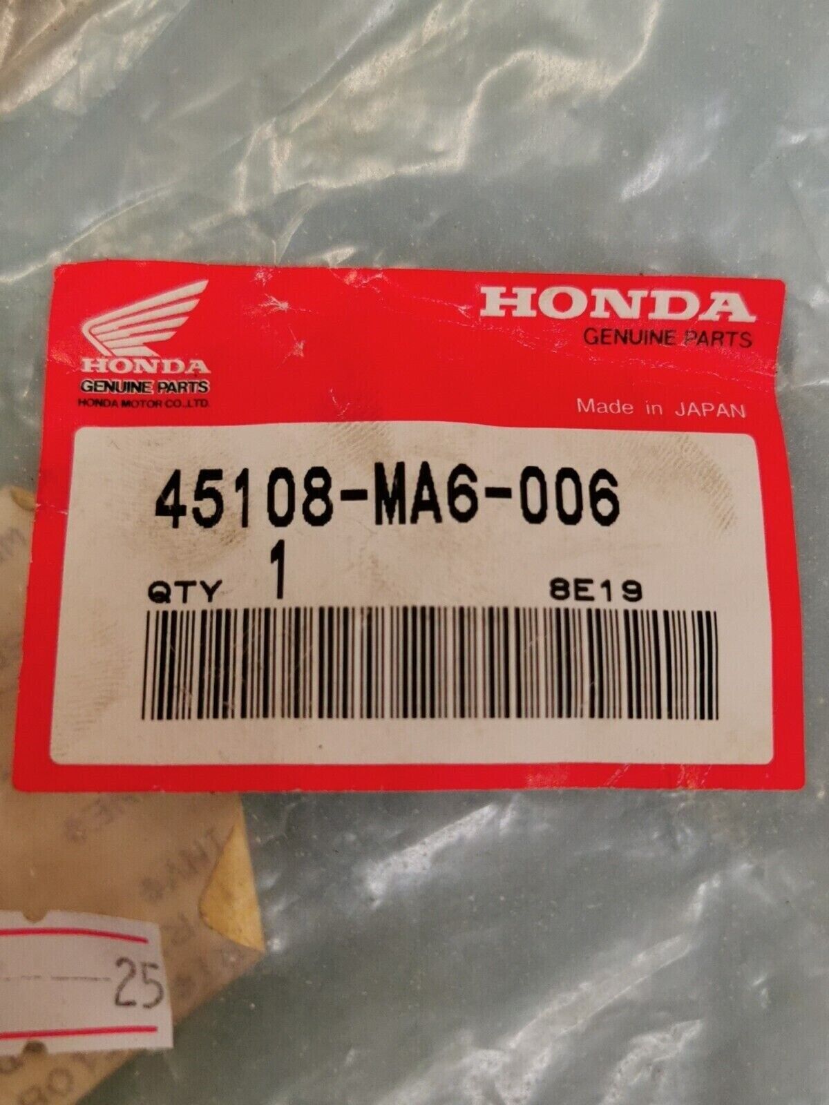 NOS HONDA VTR250A VTR250AC 1988 1989 SPRING PAD45108-MA6-006  H48