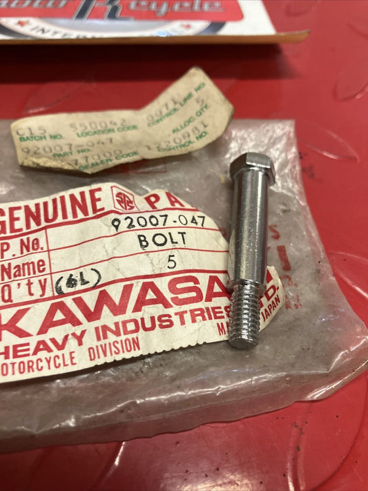 NOS KAWASAKI CLUTCH LEVER HEX BOLT HEAD 92007-047 K17