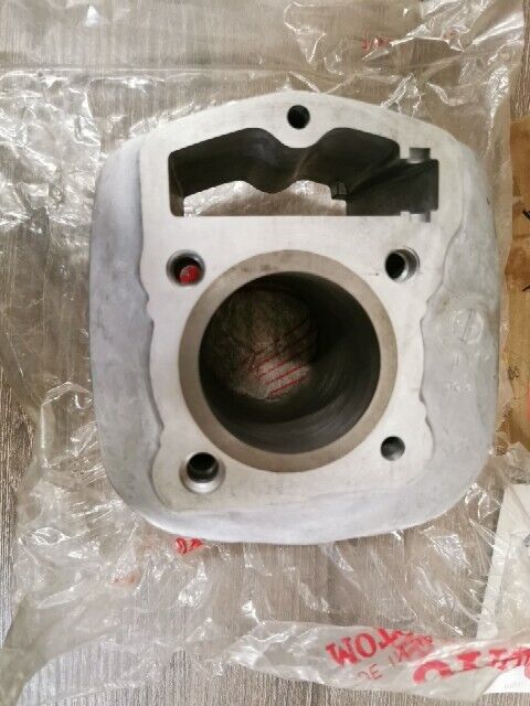 NOS HONDA CL125S CB125S1 TL125K2 XL125K1 CYLINDER COMP 12100-365-000 H88