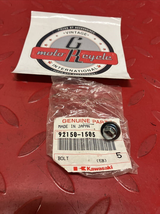 NOS KAWASAKI KX65 AIRBOX BOLT FLANGED 6X14 K14