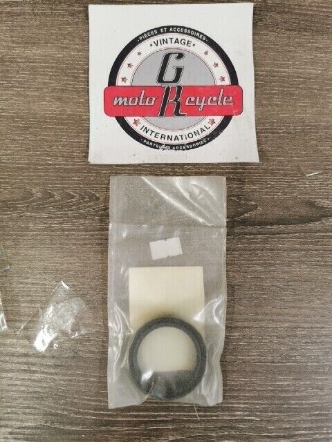 NOS HONDA TRX350 FOURTRAX 1986 DUST SEAL 40X52X7 91256-HA7-671 H102