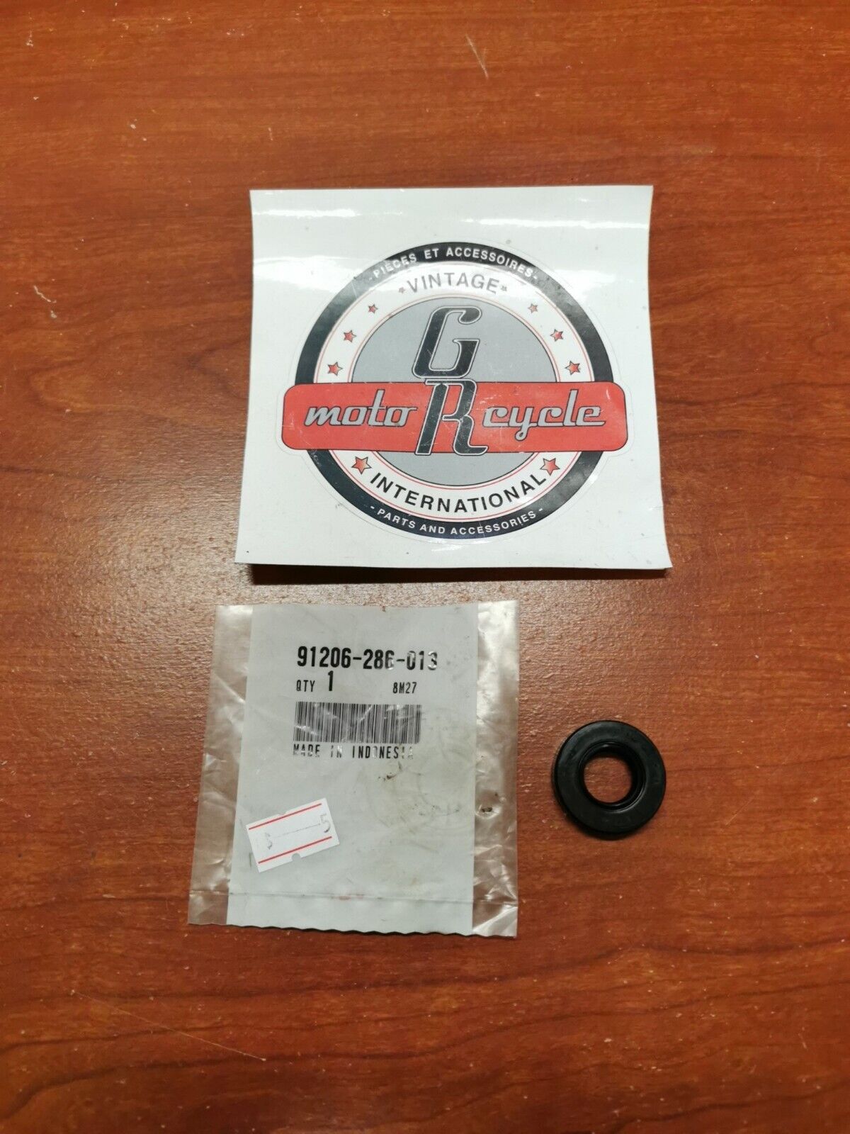 NEW NOS Honda ATC200 ATC185 XR200 XL200 OIL SEAL (14X28X7) 91206-286-013 H64
