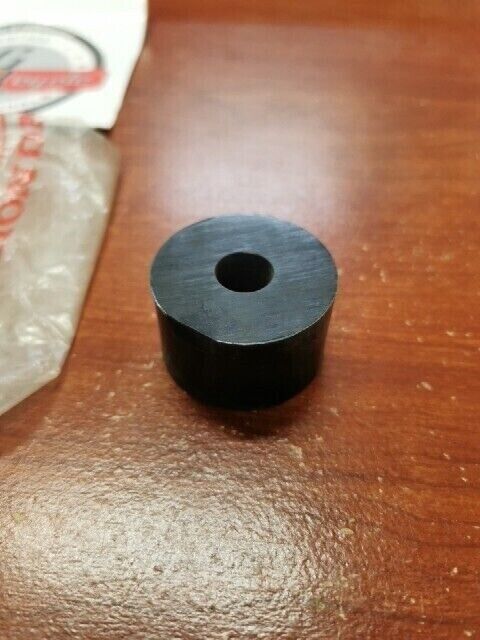 NOS Honda ATC200X CR125R CR250R CR450R CHAIN ROLLER GUIDE 52158-467-000 H99