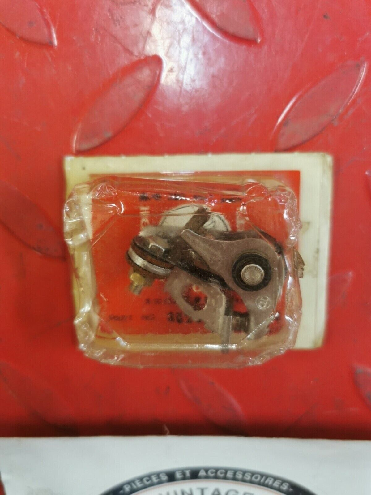 NOS Honda CB350F CB400F Right Ignition Points Contact Breaker 30203-333-004 H25
