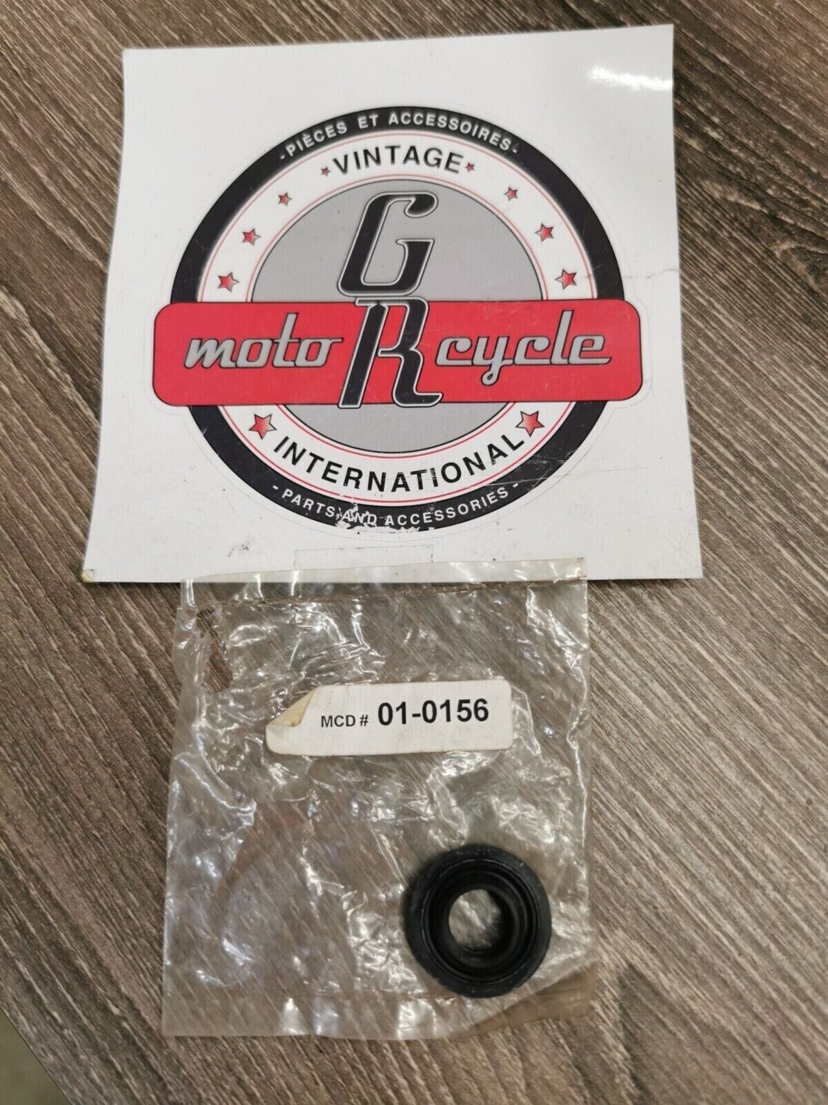 NOS MCD Honda GL1200 GL1500SE VF750F  Cylinder Head Mounting Rubber 01-0156 J26