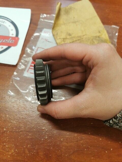 NOS Yamaha TX650 XS2 XS650 GEAR 447-15516-00-00 Y163