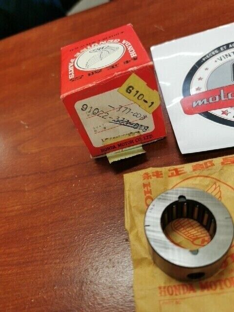 NOS Honda CB250 CB350F CB360 CB750A NEEDLE BEARING 91022-333-018 H68