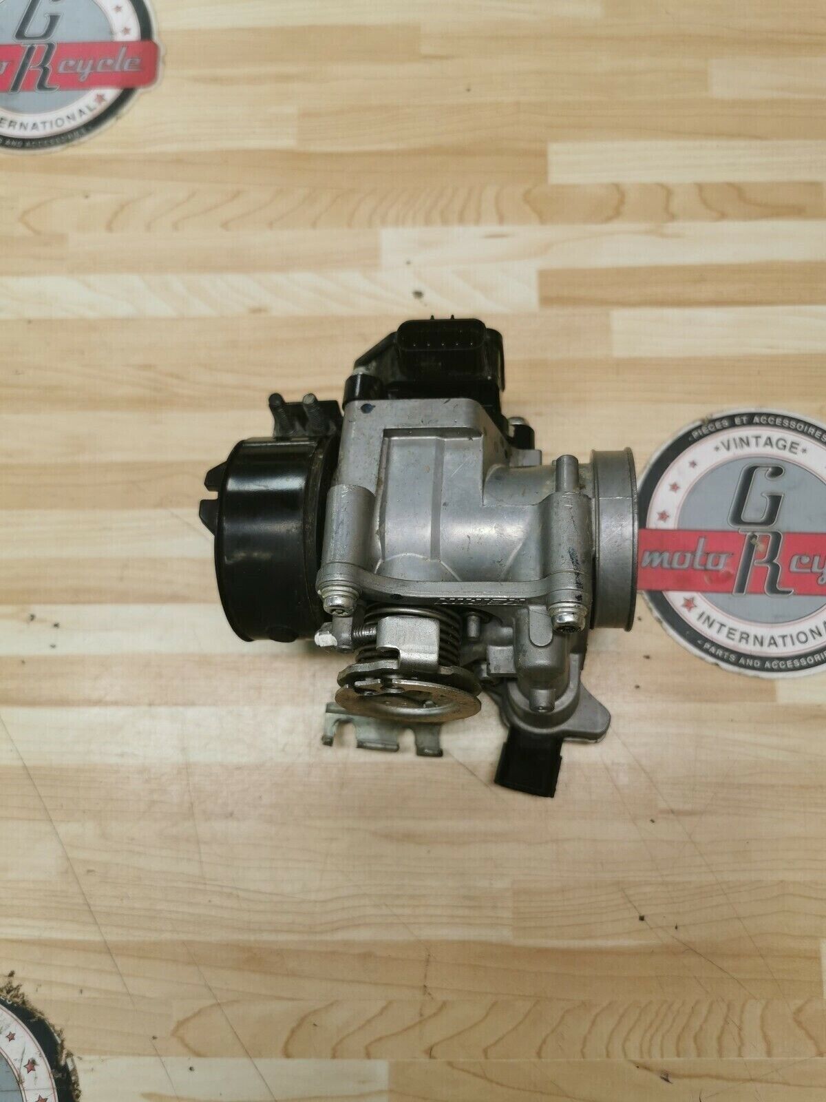Honda CRF250L 2013 throttle body injector 2014 2015 2016 16060-KYJ-901