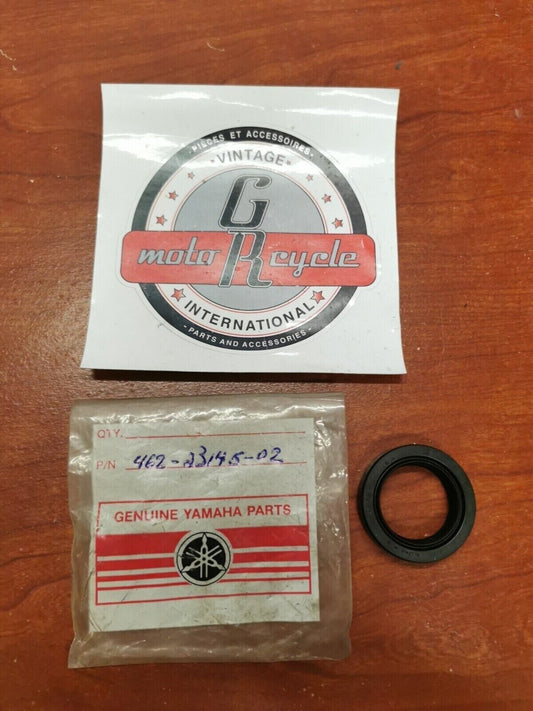 NOS YAMAHA OIL SEAL (5R6) 462-23145-02-00 SUB. 93110-27010-00 Y72