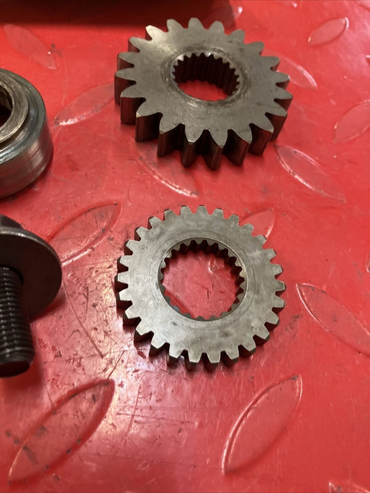 Honda CR250R 1982 primary water pump drive gear 19231-KA4-000