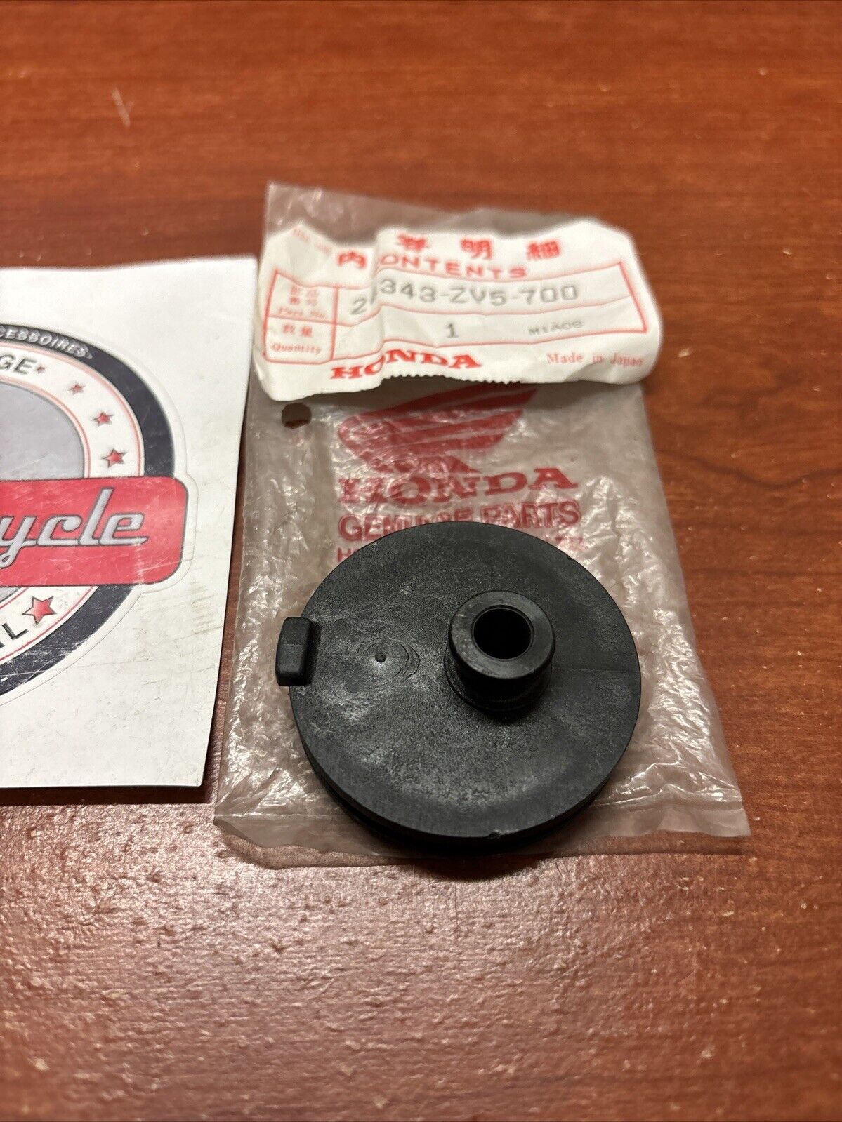 NOS Honda BF35 BF40 BF45 BF50 SEAL HOLDER 24343-ZV5-700 H180