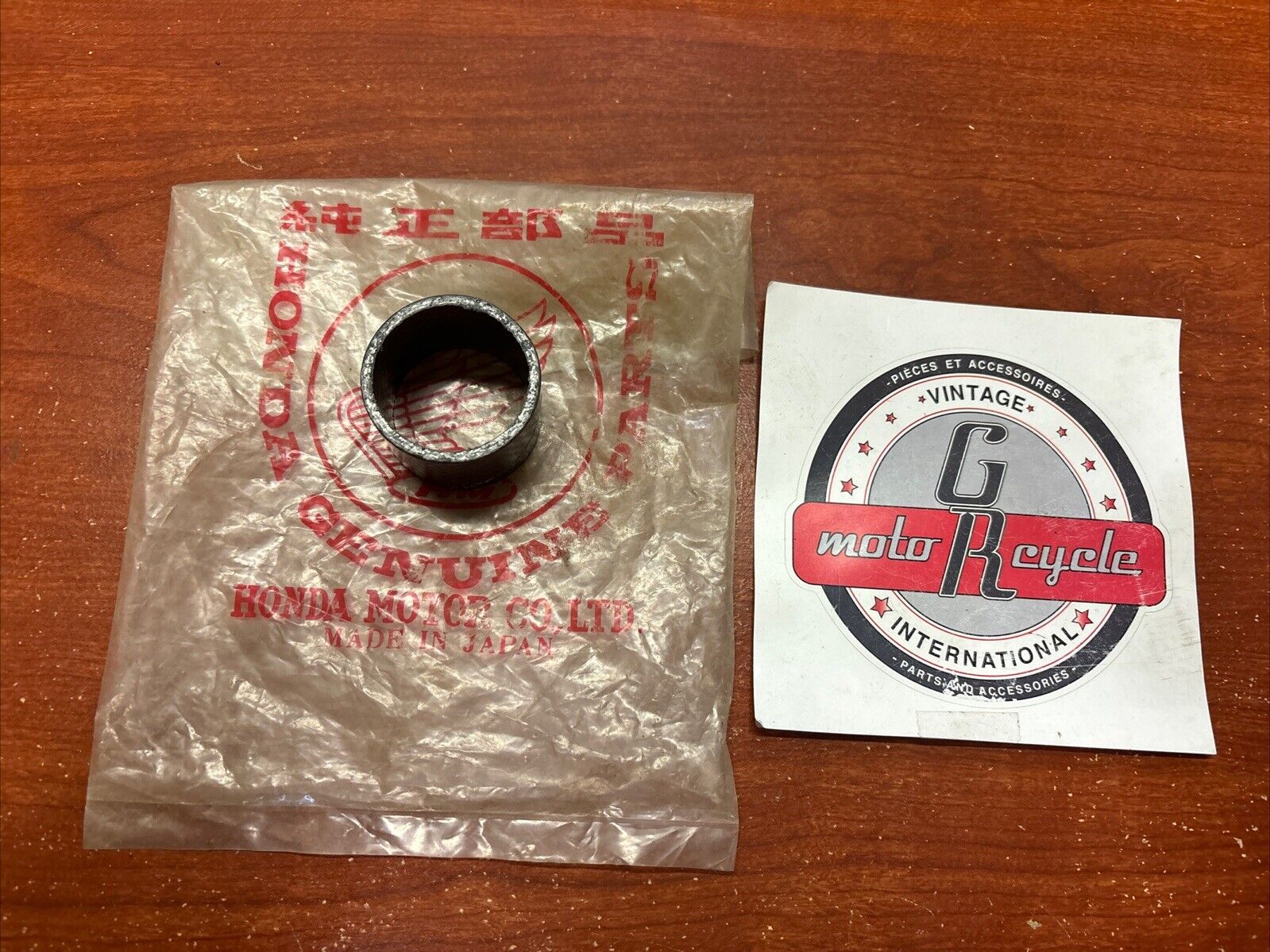NOS Honda CB750F XL200R XL250R XLR250R XR250L MUFFLER PACKING 18391-410-306 H144