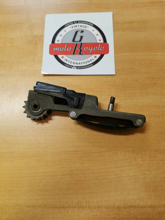 NOS YAMAHA XS500 1973 - 1978   TENSIONER  ASSEMBLY CAM CHN  1J3-12210-00-00  Y43