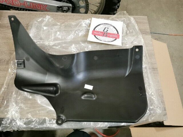 NOS YAMAHA ATV YFM7FGAGR YFM5FGZL YFM70GPAKW FENDER 1HP-F1553-00-00 Y106