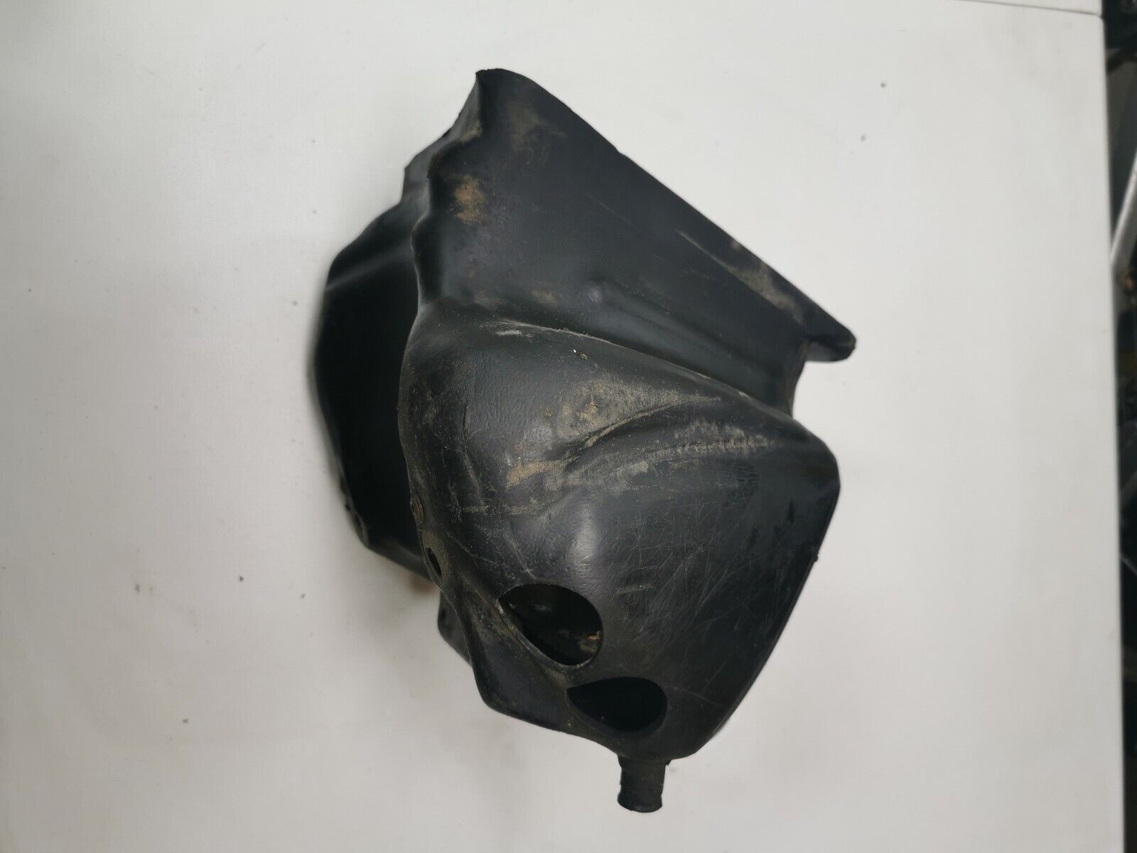 Suzuki RM125 1991 airbox air box cleaner filter case housing 1990