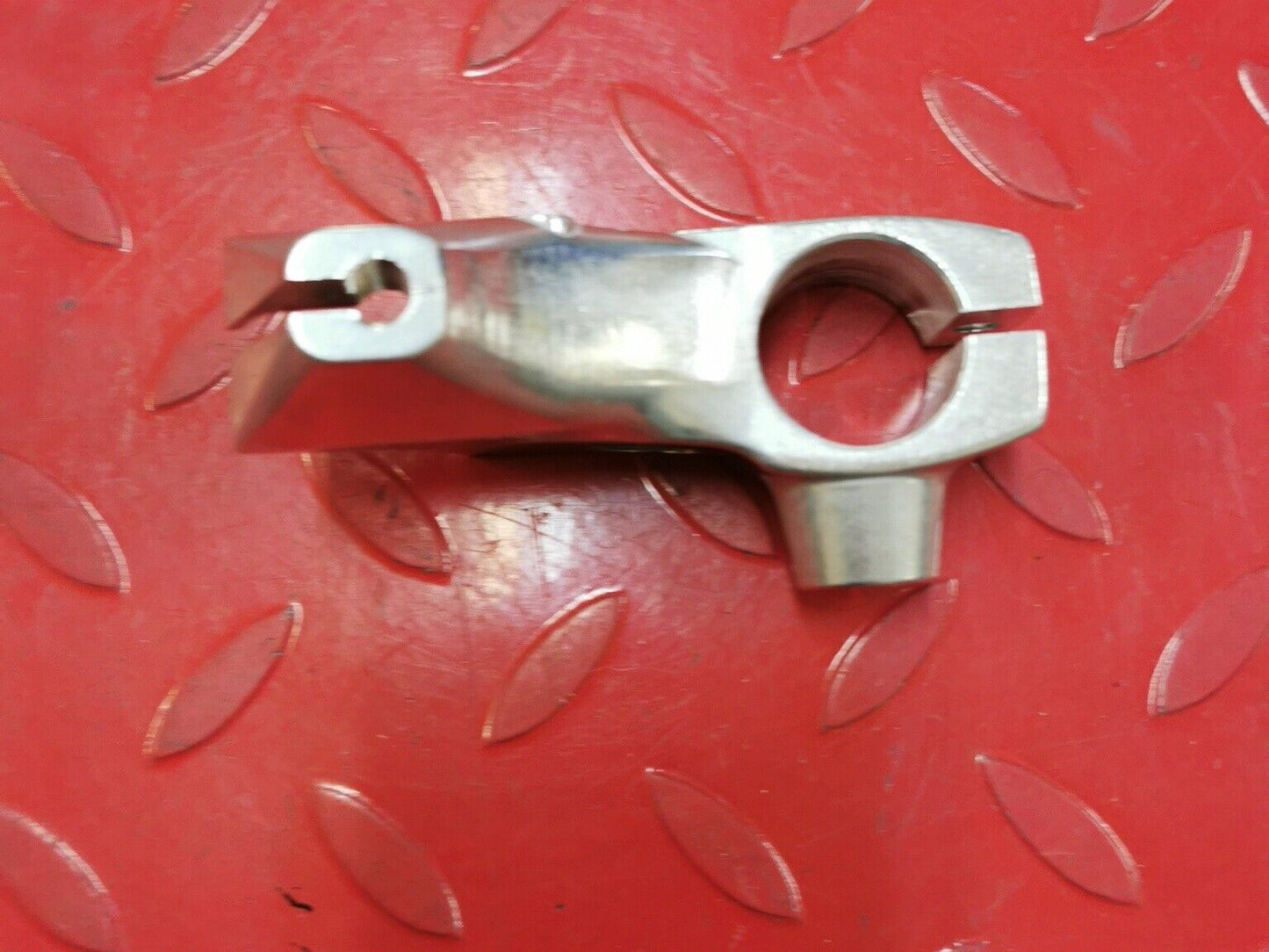 NOS YAMAHA XVS11 XVS65 XV17 XV1600 LEVER HOLDER 5BN-82911-00-00 Y41