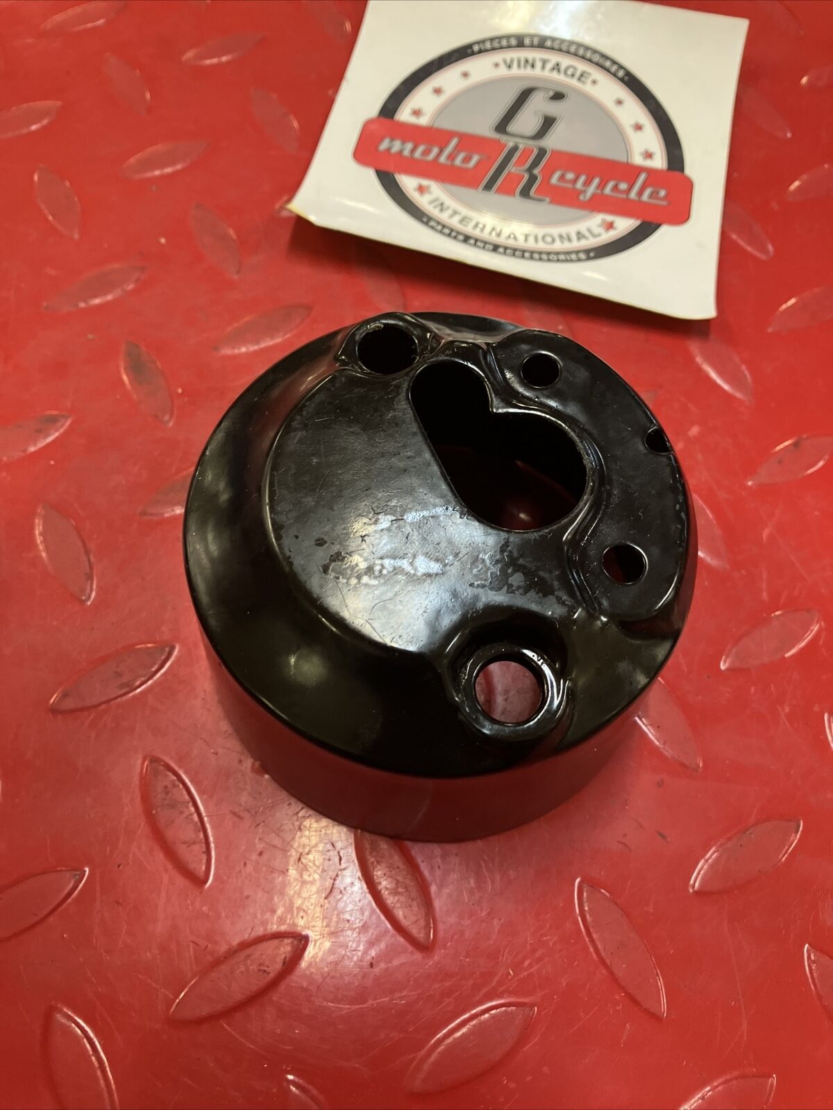 Yamaha RD400 1977 tachometer cover cup 1976 1978 XS360 XS400