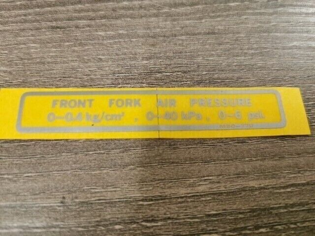 NOS HONDA VF1000R VF700S CX650T 1983 LABEL FRONT FORK CAUTION 87517-MB0-770 H100