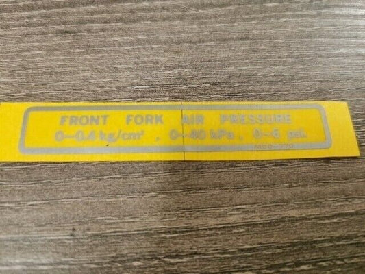 NOS HONDA VF1000R VF700S CX650T 1983 LABEL FRONT FORK CAUTION 87517-MB0-770 H100