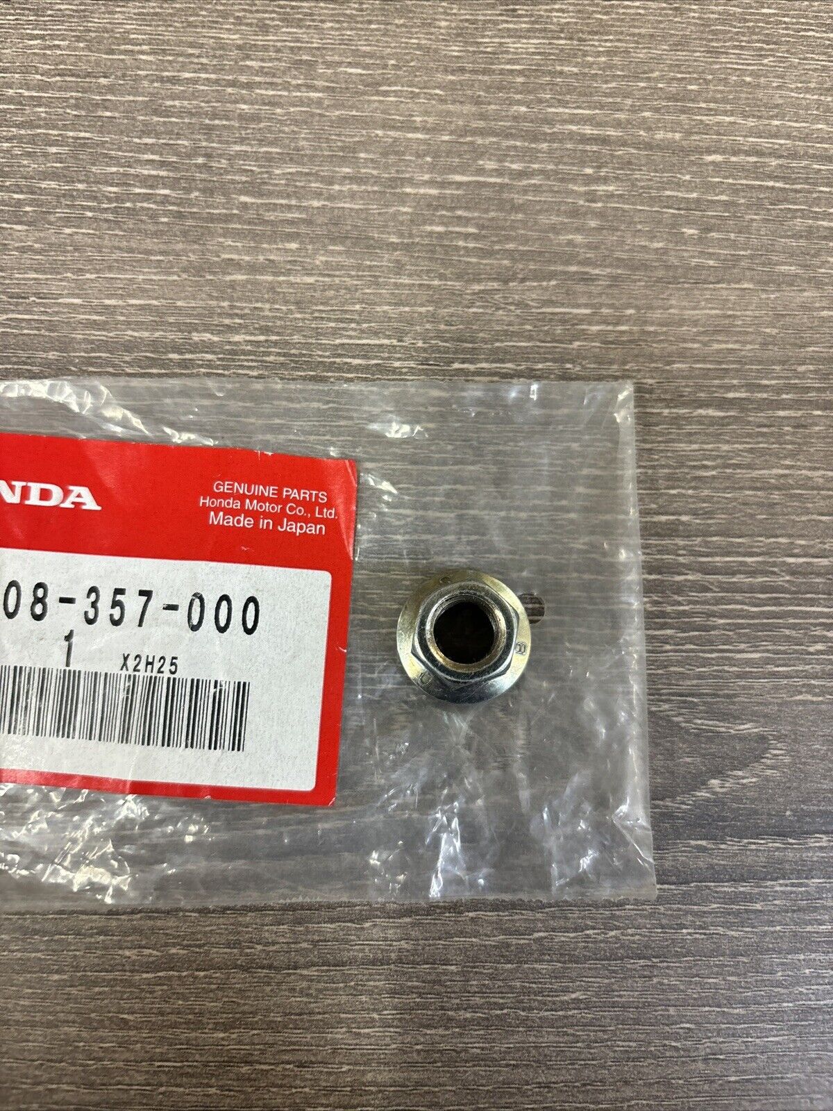 NOS Honda C50 C90 CB250 CB400 CBX750P HEX. NUT 10MM 90308-357-000 H130