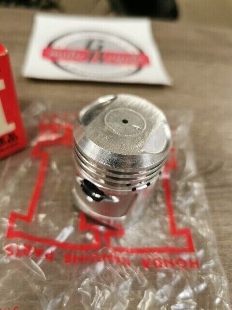 NOS HONDA C100 C102 CA100 1960 PISTON 0.50 C1001361D SUB BY 13103-001-040 H102