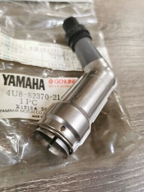 NOS Yamaha XJ550RK 1981 - 1983 XJ600 PLUG CAP ASSEMBLY 4U8-82370-21-00 Y139