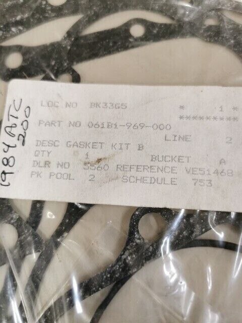 NOS HONDA ATC200 1984 BIG RED COMPLETE GASKET KIT B  061B1-969-000 H105