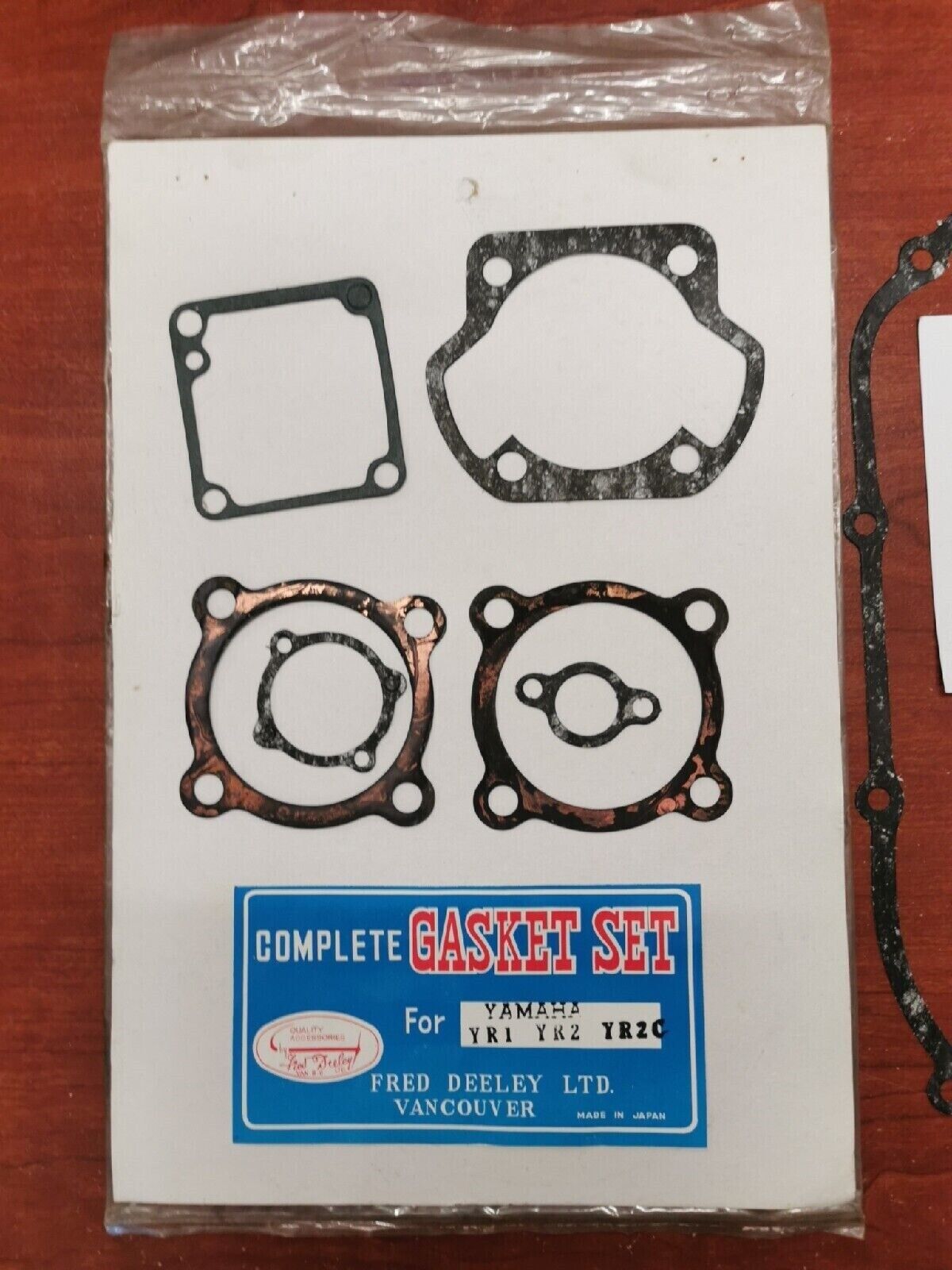 NOS Yamaha YR1 YR2 YR2C INCOMPLETE GASKET KIT SET 1 Y74