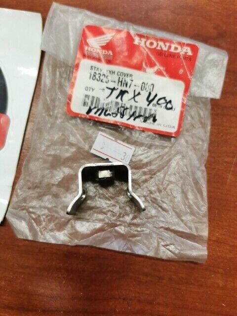 NOS Honda TRX400FA TRX400FGA EXHAUST COVER STAY 18326-HN7-000 H104