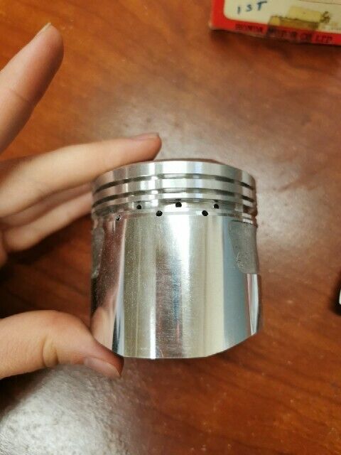 NOS Honda CB350 CL350 SL350K2 PISTON (OS 0.25) 13102-312-010 H99