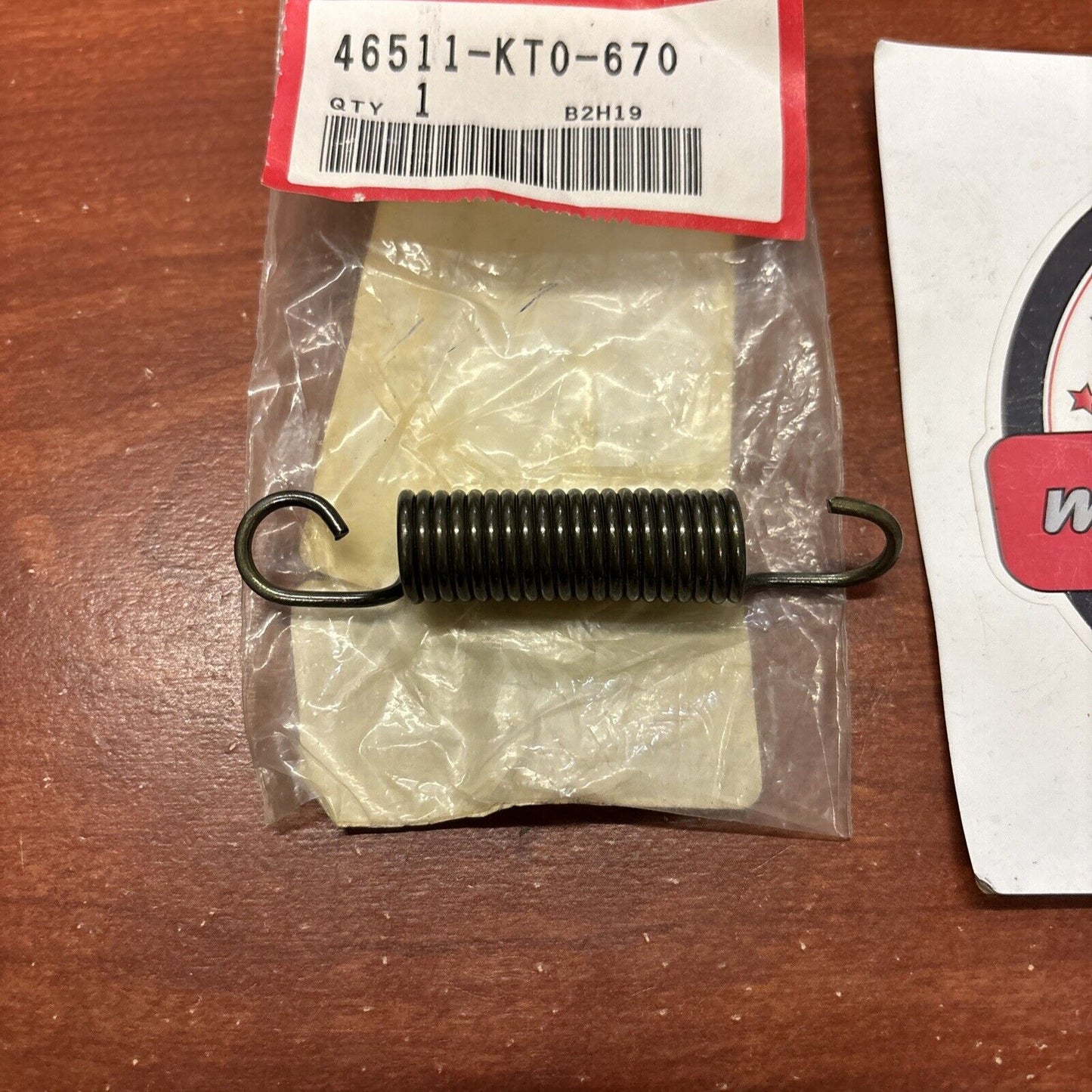 NOS Honda NSA700A VT1100C VTX1800 XR200R BRAKE PEDAL SPRING 46511-KT0-670 H146
