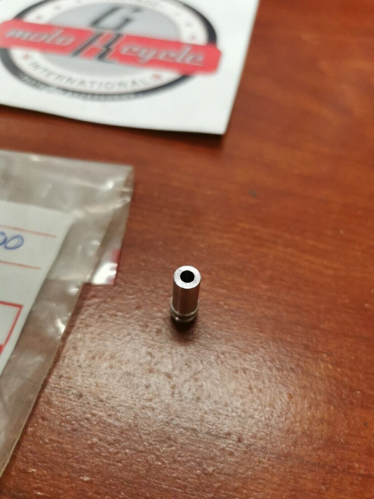 NOS Yamaha SUCTION PIPE CONNECTOR 137-13115-00-00 SUB. 137-13115-01-00 Y68