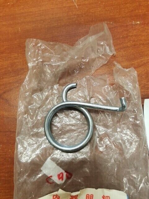 NOS Honda C90 C92 CS92 C95 CA160 CA92 CA95 SPRING PEDAL C904251 H78