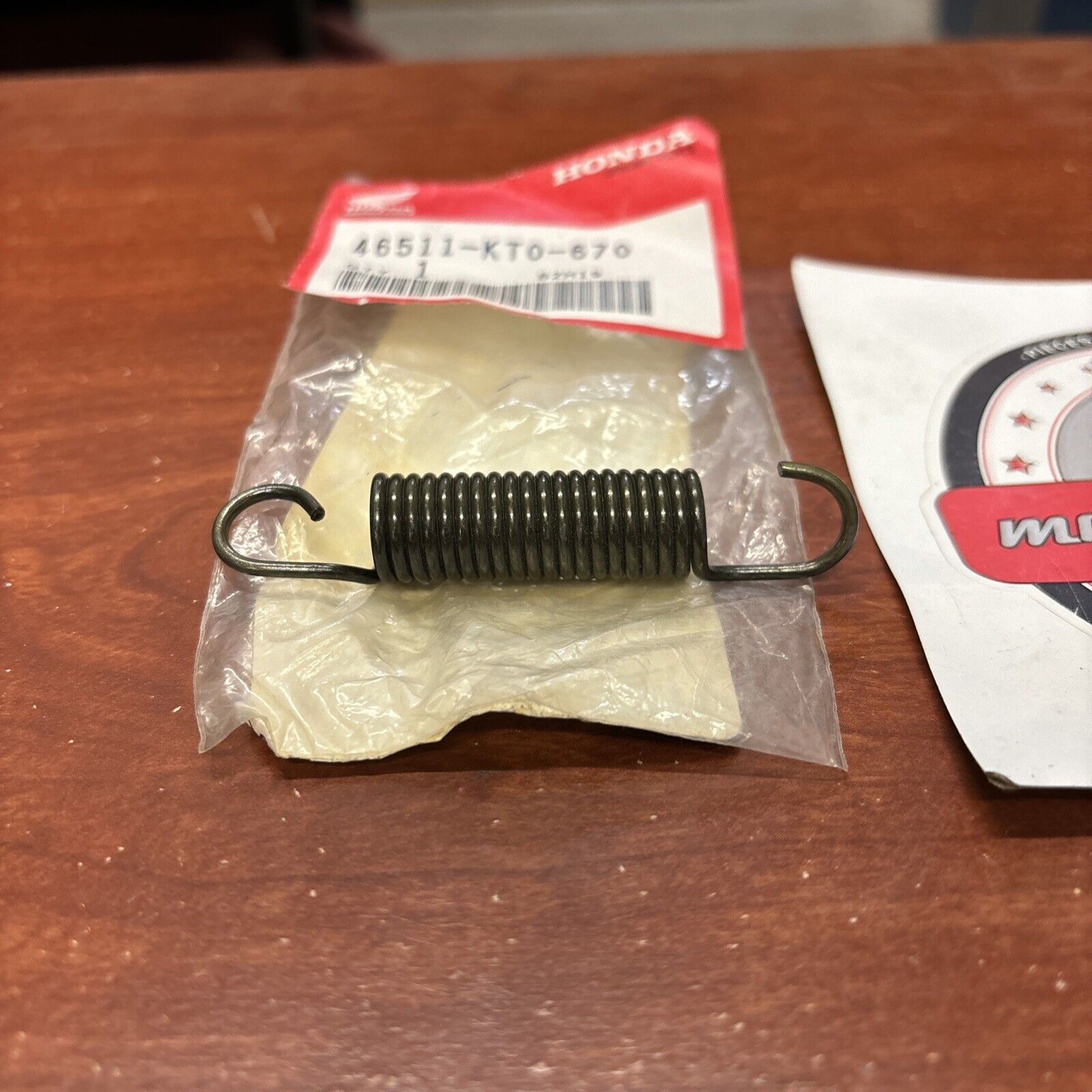 NOS Honda NSA700A VT1100C VTX1800 XR200R BRAKE PEDAL SPRING 46511-KT0-670 H146