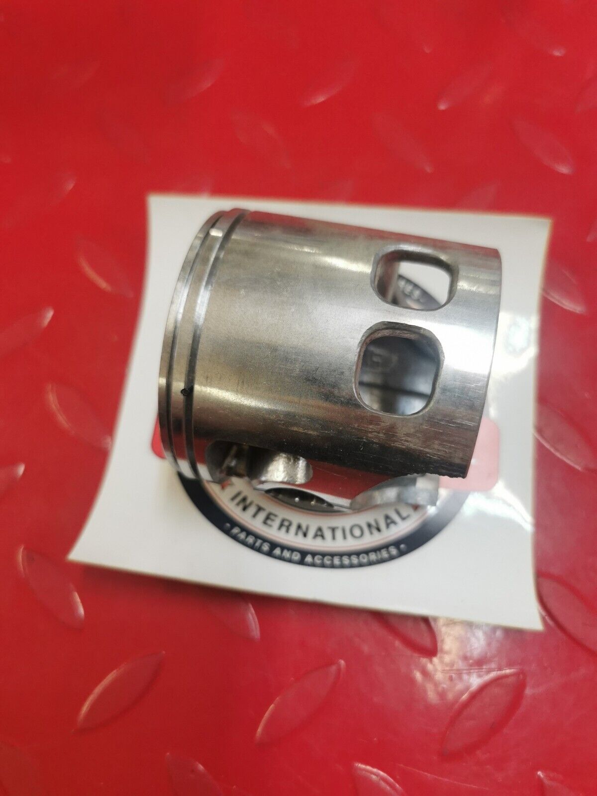 NOS Yamaha MX175 DT175 PISTON 1 O/S 0.25 2N5-11635-00-00 Y17