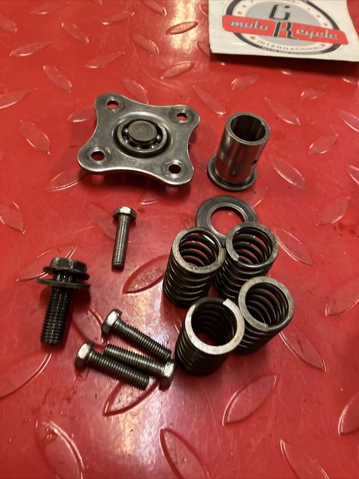 Honda CR80R 1990 clutch basket hub  22100-GC4-600