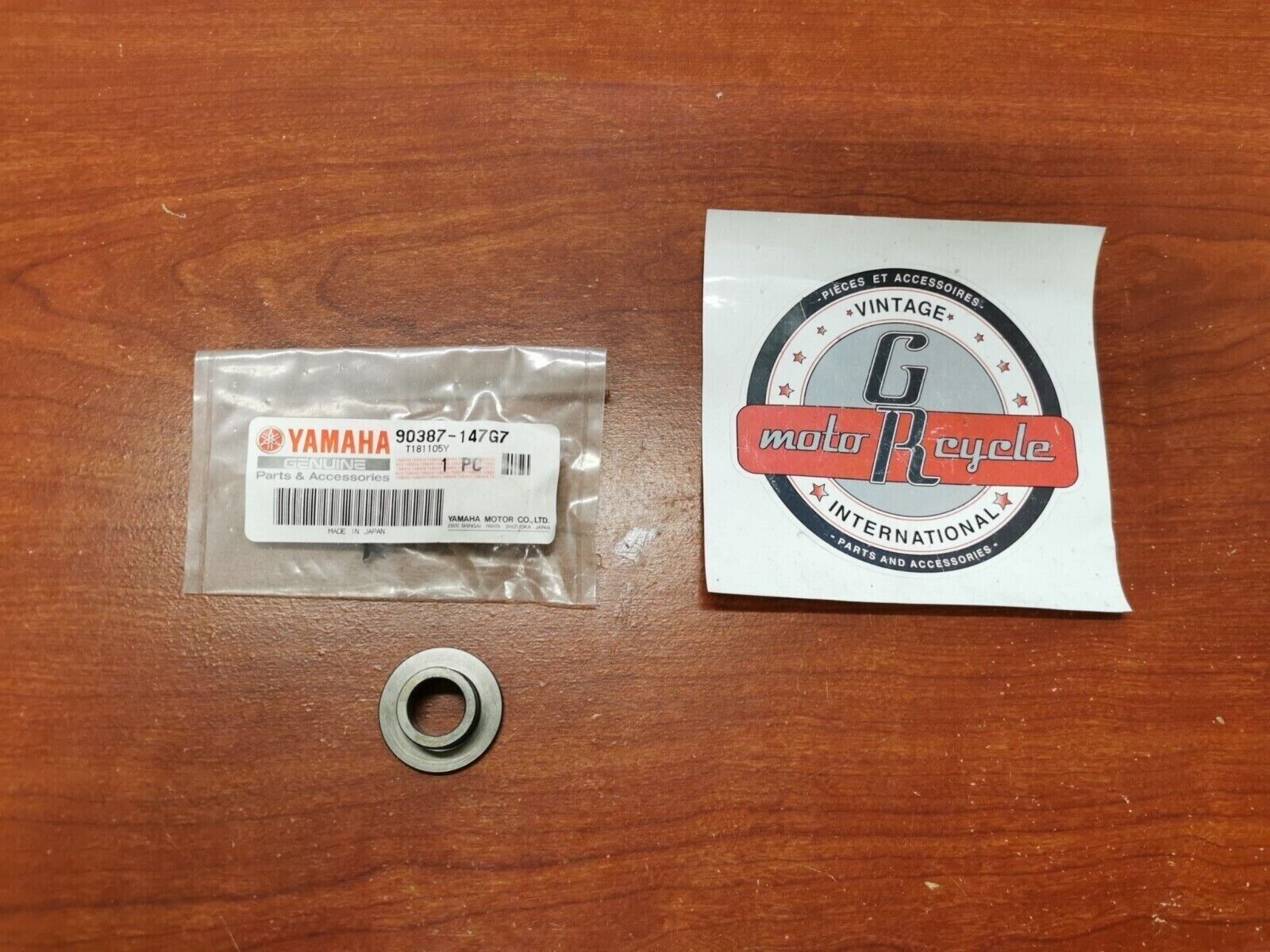 NOS Yamaha IT200 TT600 YZ490 YZ250 YZ125 COLLAR 90387-147G7-00 Y4