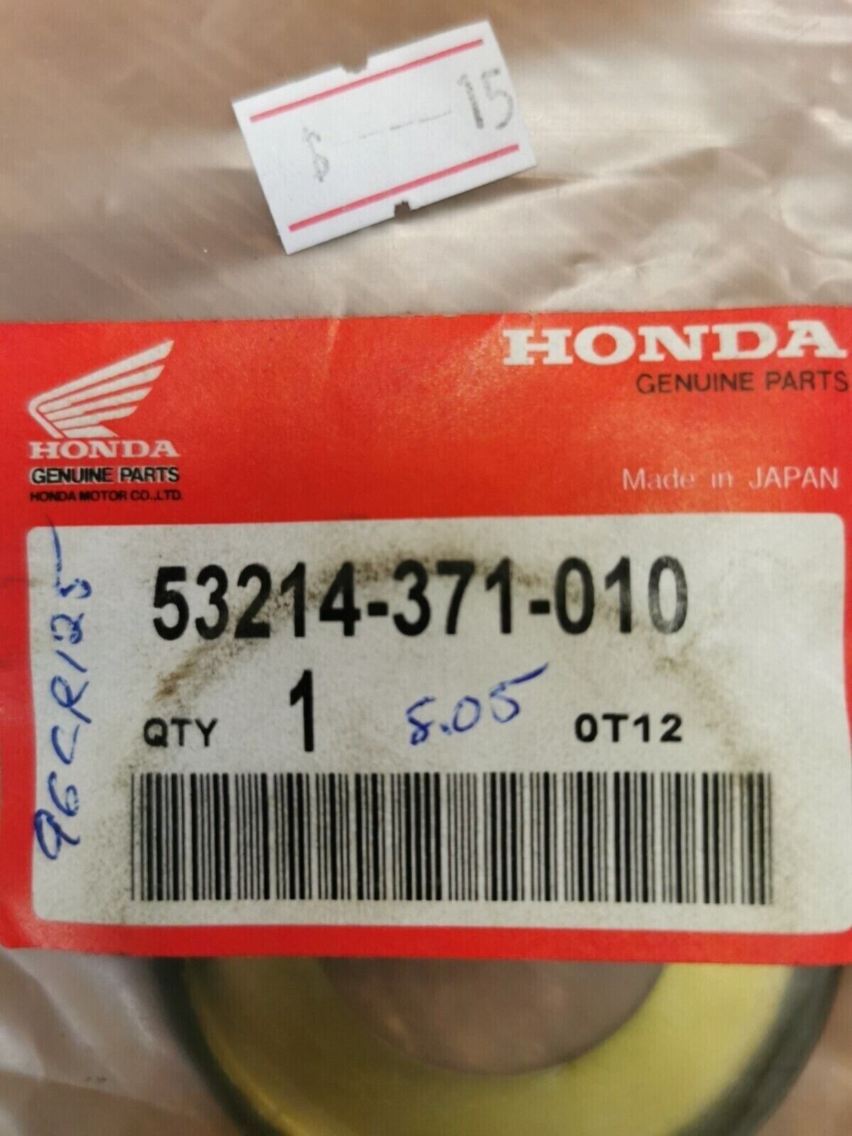 NOS HONDA VT700C  DUST SEAL 53214-371-010 H55